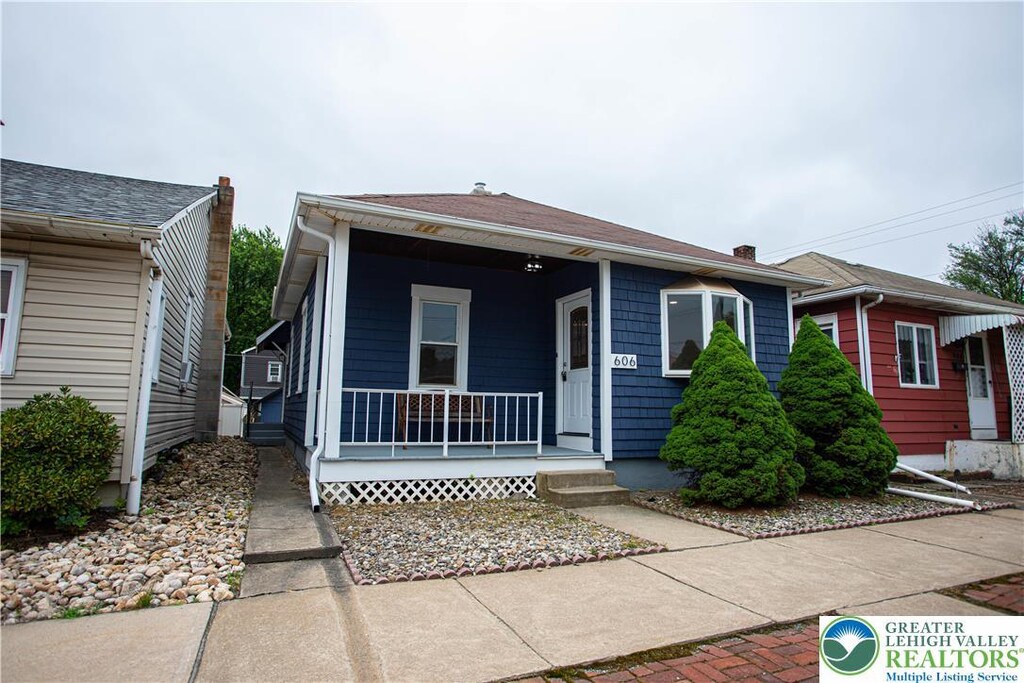 606 Lehigh Ave, Palmerton Boro, PA 18071 - photo 1