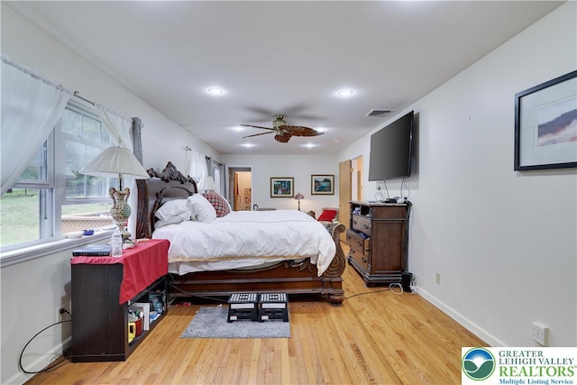 303 Lakefield Ter, Jackson Twp, PA 18360 - bedroom with light wood-style floors, recessed lighting, and a ceiling fan