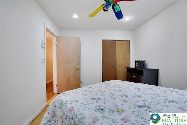 303 Lakefield Ter, Jackson Twp, PA 18360 - bedroom featuring wood finished floors, a closet, a ceiling fan, and recessed lighting