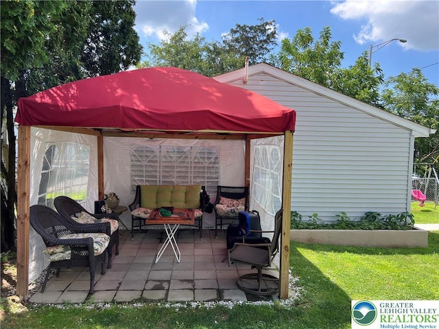 532 6th St, Whitehall Twp, PA 18052 - view of patio / terrace with an outdoor living space