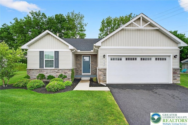 4244 Cypress Ln, Whitehall Twp, PA 18052 - photo 1