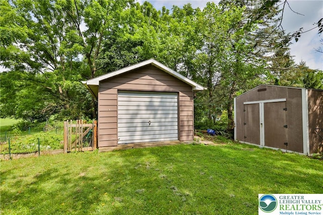 4602 Mountain View Dr, Lehigh Twp, PA 18088 - photo 32