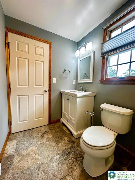 1125 Bridle Path Rd, Hanover Twp, PA 18017 - photo 12