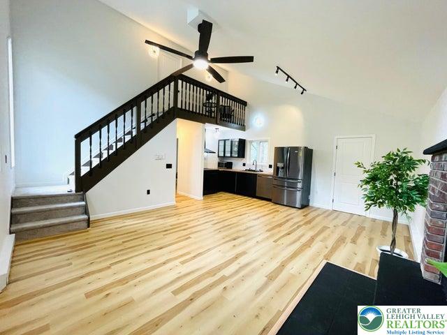 1225 Countryplace Dr, Coolbaugh Twp, PA 18466 - photo 14