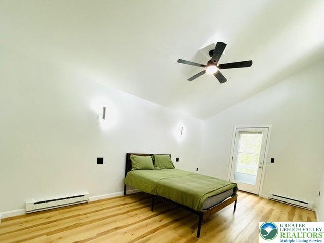 1225 Countryplace Dr, Coolbaugh Twp, PA 18466 - photo 25