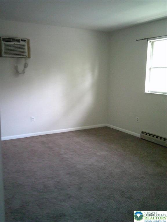 2041 Grove St, Allentown City, PA 18104 - photo 16