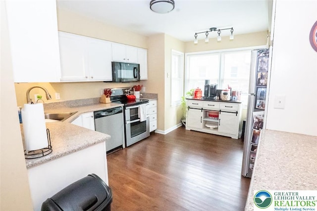 8041 Cross Creek Cir, Upper Macungie Twp, PA 18031 - photo 4