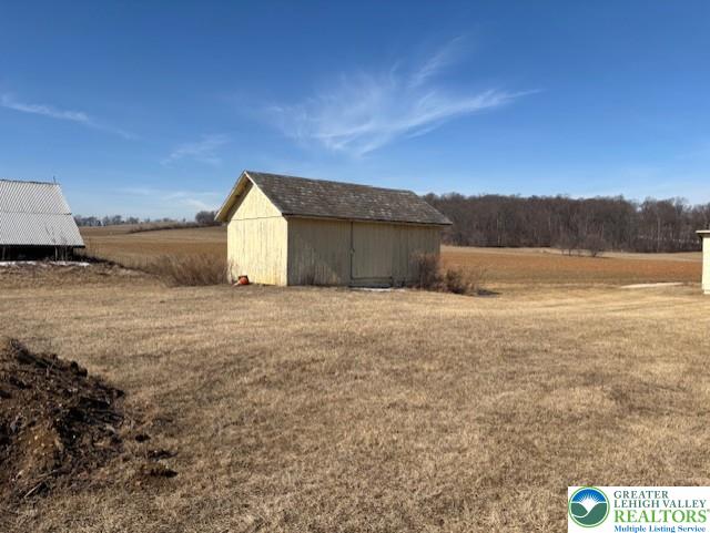 6341 Memorial Rd, Heidelberg Twp, PA 18053 - photo 11