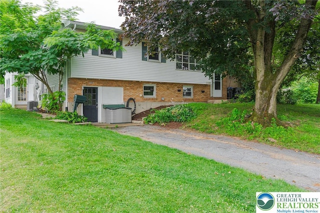 3368 Capital St, Salisbury Twp, PA 18103 - photo 1