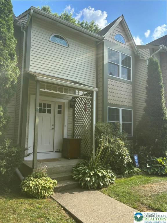 102 Franklin Ct, Bethlehem Twp, PA 18020 - photo 3