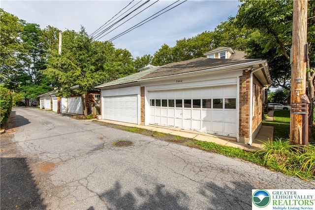 2440 W Allen St, Allentown City, PA 18104 - photo 33