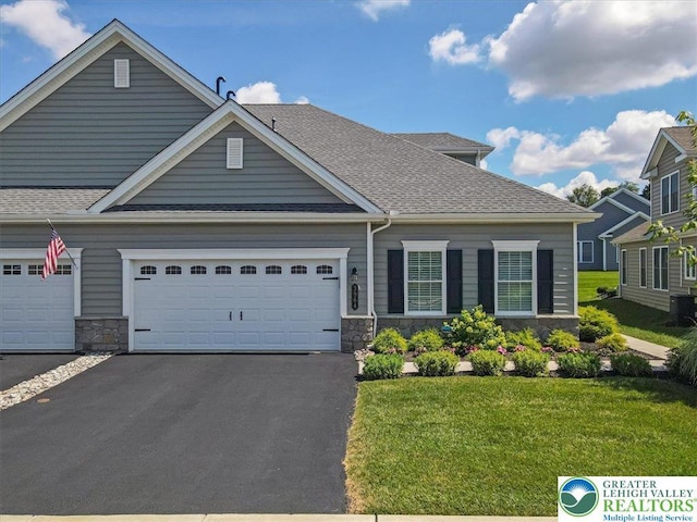 3964 Victors Way, Bethlehem Twp, PA 18045 - photo 1