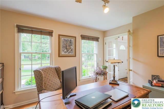 4484 Woodlawn Dr, Lower Macungie Twp, PA 18049 - photo 5