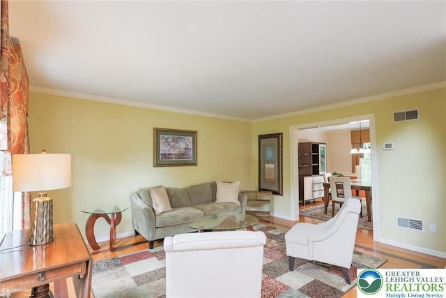 4484 Woodlawn Dr, Lower Macungie Twp, PA 18049 - photo 6
