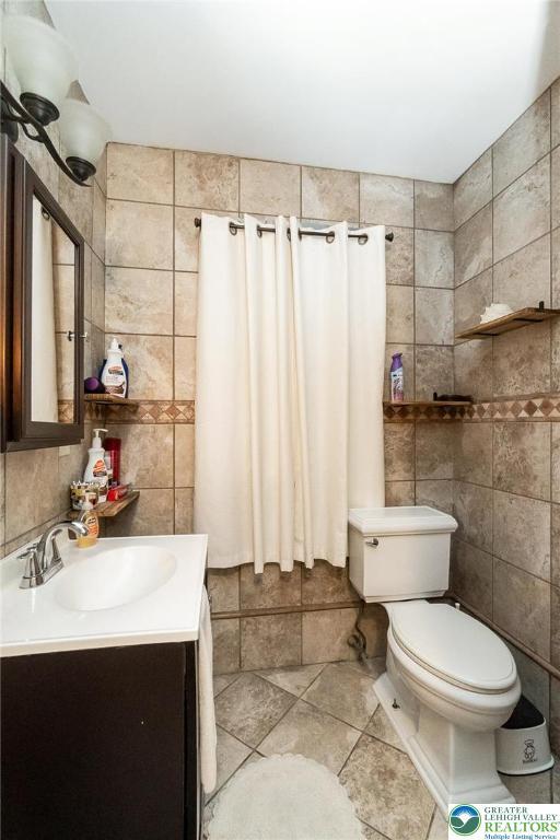 2118 Edgewood Ave, Palmer Twp, PA 18045 - photo 11