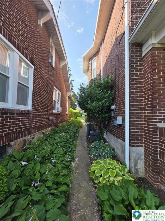 116 High St, Hellertown Boro, PA 18055 - photo 3