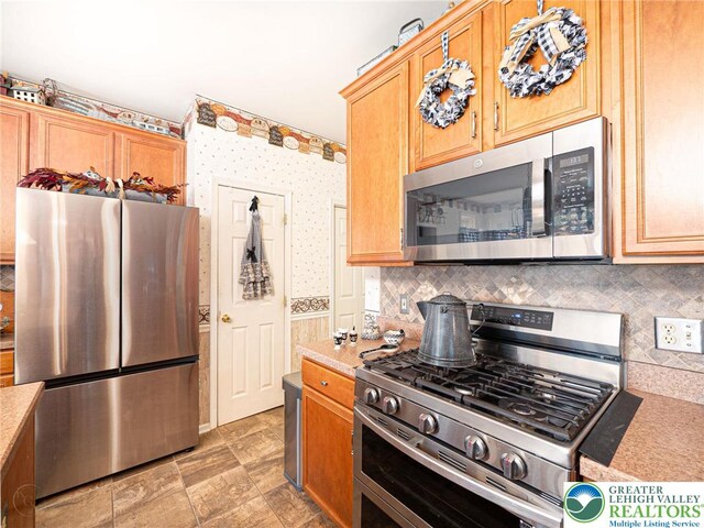 2555 Steele Ln, Forks Twp, PA 18040 - photo 11