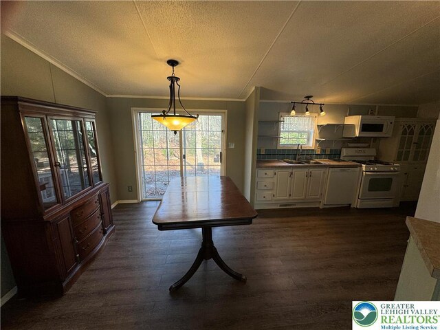 110 Berryman Ln, Penn Forest Twp, PA 18210 - photo 20