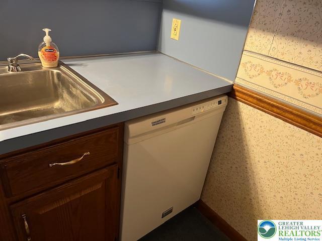 265 E Walnut St, Allentown City, PA 18109 - photo 5