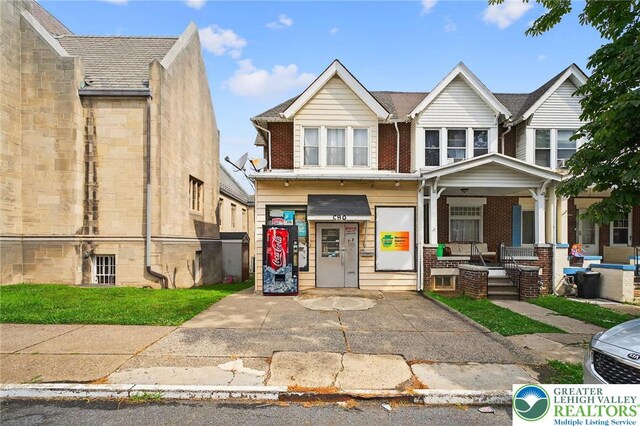 723 Saint John St, Allentown City, PA 18103 - photo 2