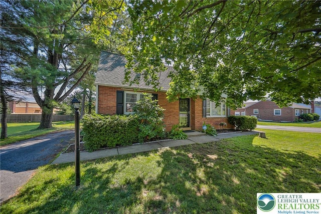 795 Krocks Ct, Allentown City, PA 18106 - photo 3
