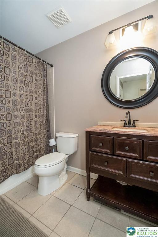 2429 S Front St, Allentown City, PA 18103 - photo 32