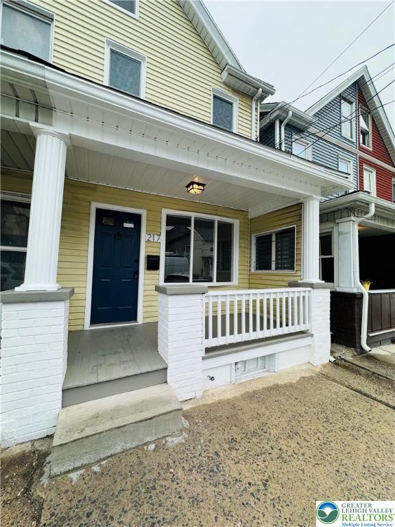 217 E Ridge St, Lansford Boro, PA 18232 - photo 1