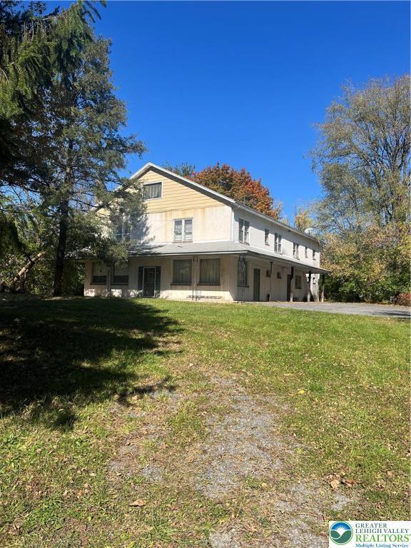403 N Walnut St, Bath Boro, PA 18014 - photo 1