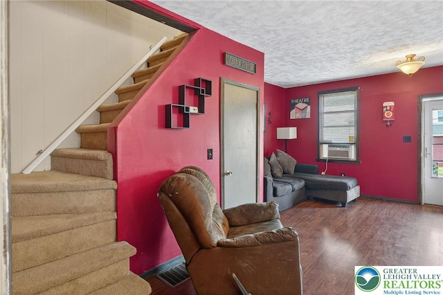 1030 Howertown Rd, North Catasauqua Bor, PA 18032 - photo 5