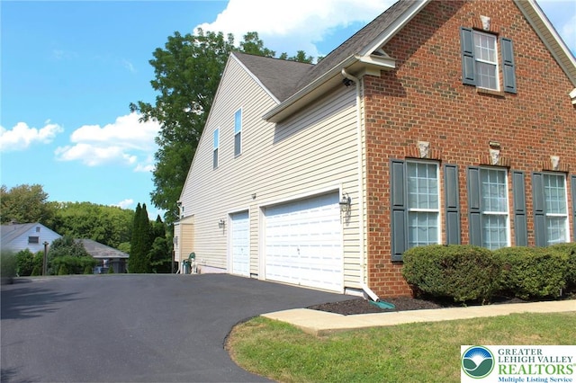 3251 W Fairview St, Allentown City, PA 18104 - photo 3