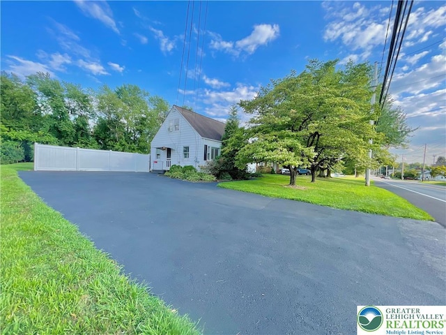 2526 Linden St, Bethlehem City, PA 18017 - photo 2
