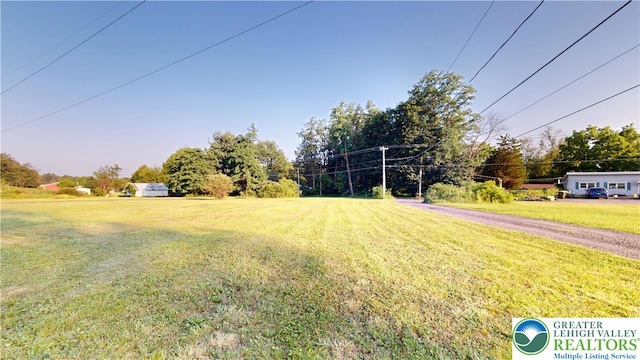 3063 Old Post Rd, Washington Twp, PA 18080 - photo 8