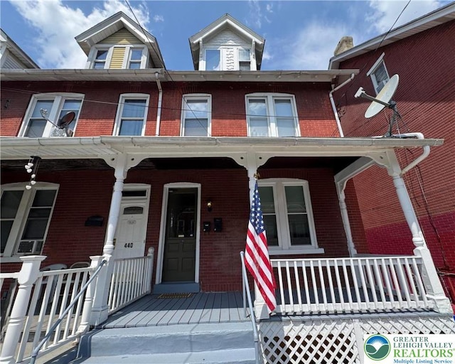 438 Pawnee, Bethlehem City, PA 18015 - photo 1