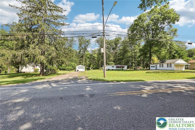 311 Rutt Rd, Washington Twp, PA 18013 - photo 2
