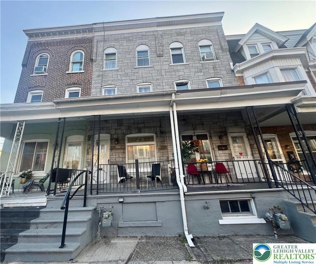 616 N Poplar St, Allentown City, PA 18102 - photo 1