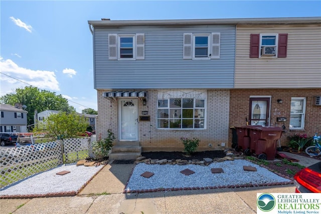 404 Carolina Ave, Whitehall Twp, PA 18052 - photo 1