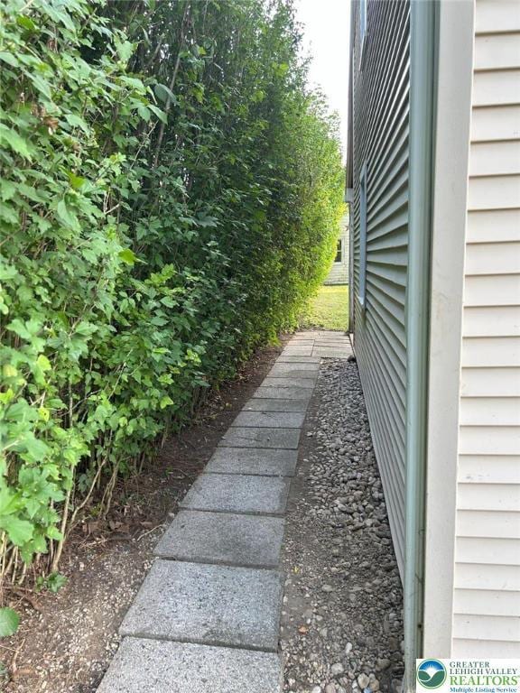 2432 S Law St, Allentown City, PA 18103 - photo 23