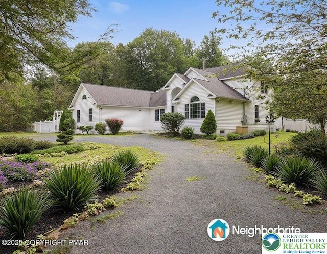 343 High Country Dr, Tunkhannock Township, PA 18610 - photo 2