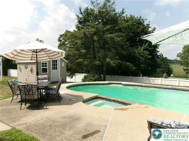 2837 Hillcrest Dr E, North Whitehall Twp, PA 18037 - photo 8