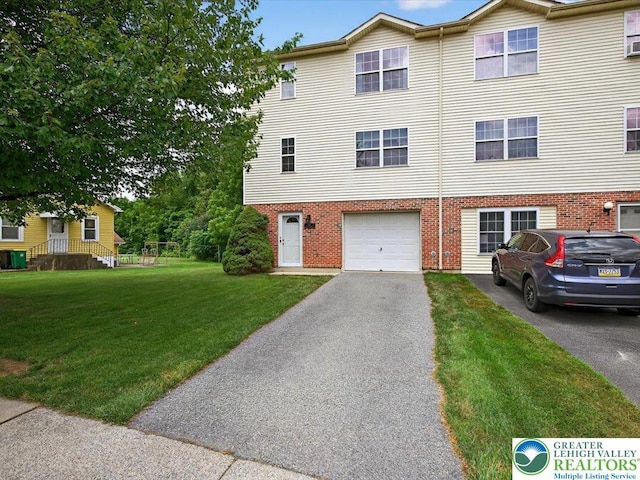 65 E 2nd St, Alburtis Boro, PA 18011 - photo 2