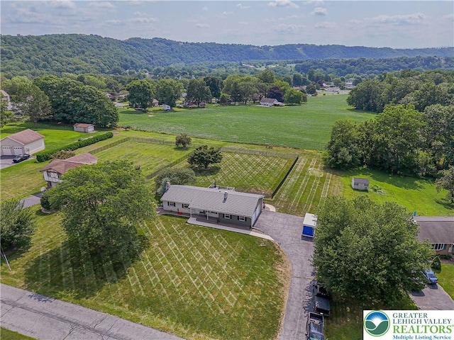 378 Valley Hi Ct, Lehigh Twp, PA 18088 - photo 2