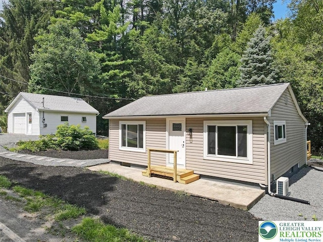 1126 Packerton Dam Dr, Mahoning Twp, PA 18235 - photo 1
