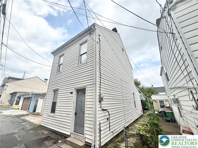 435 Bellevue St, Allentown City, PA 18102 - photo 2