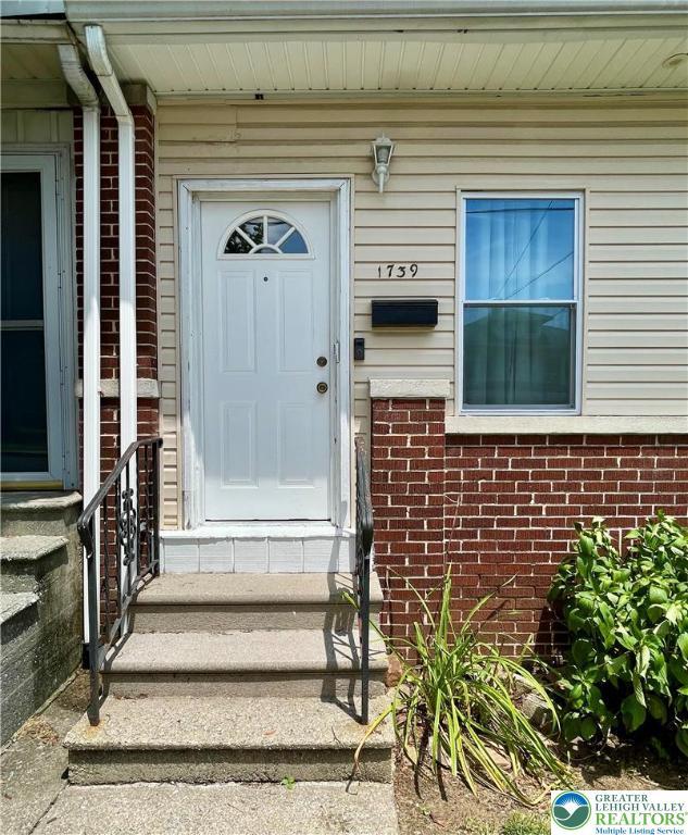 1739 Chapel Ave, Allentown City, PA 18103 - photo 17