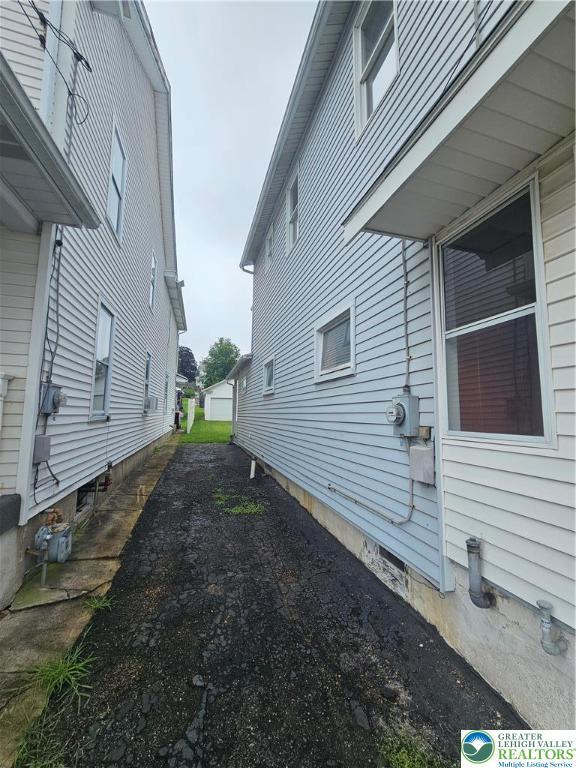 432 N 3rd St, Lehighton Boro, PA 18235 - photo 4