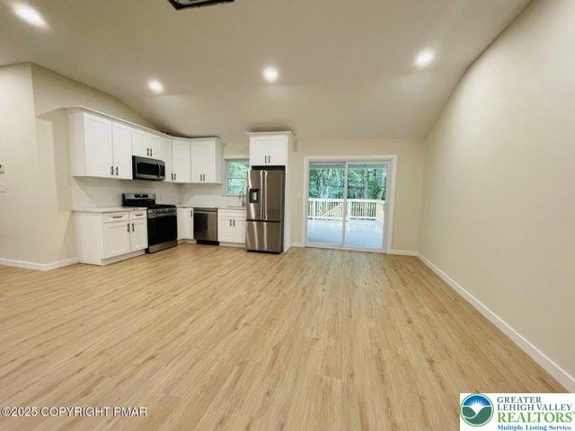 114 Brewster, Pocono Twp, PA 18301 - photo 6
