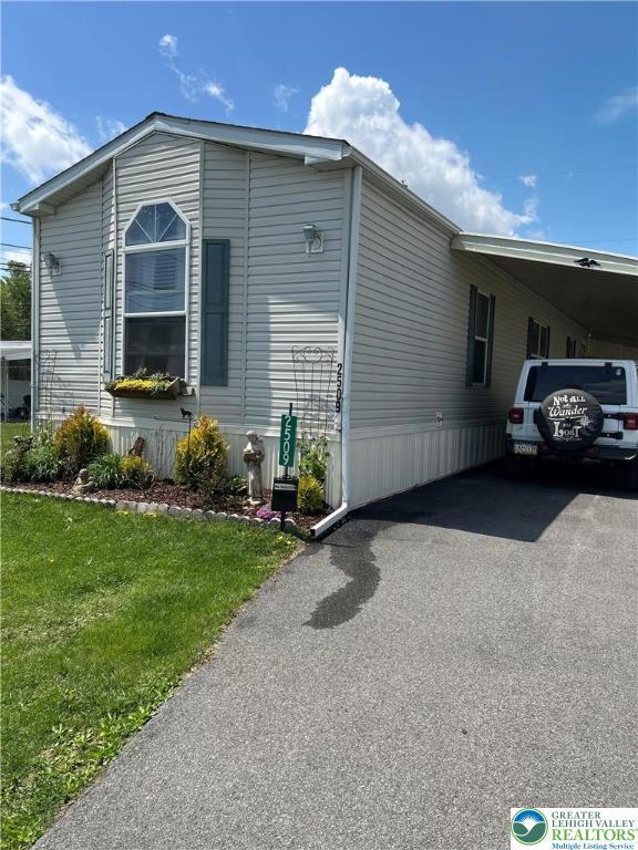 2509 Jay Ln, Moore Twp, PA 18014 - photo 1