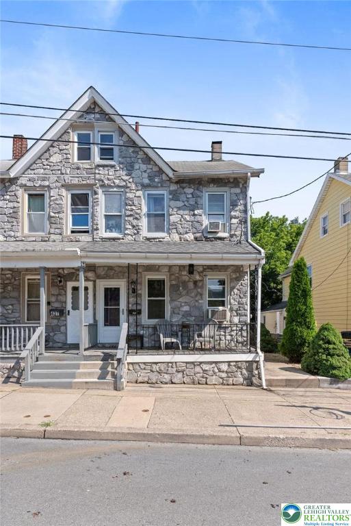 425 W Wilkes Barre St, Easton, PA 18042 - photo 1