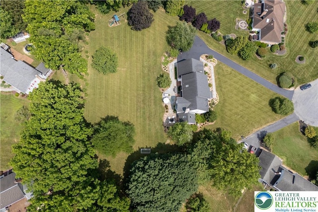 1588 Surrey Rd, Lower Saucon Twp, PA 18015 - photo 48