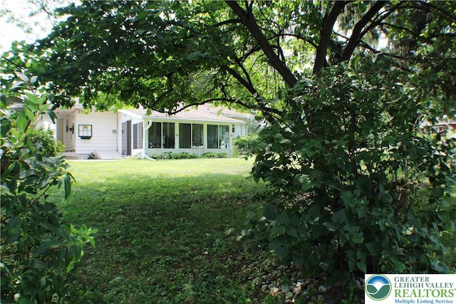 2037 Bert Ln, South Whitehall Twp, PA 18104 - photo 4